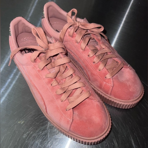 Puma Platform Crushed Velvet Gem Shoes - Picture 2 of 4